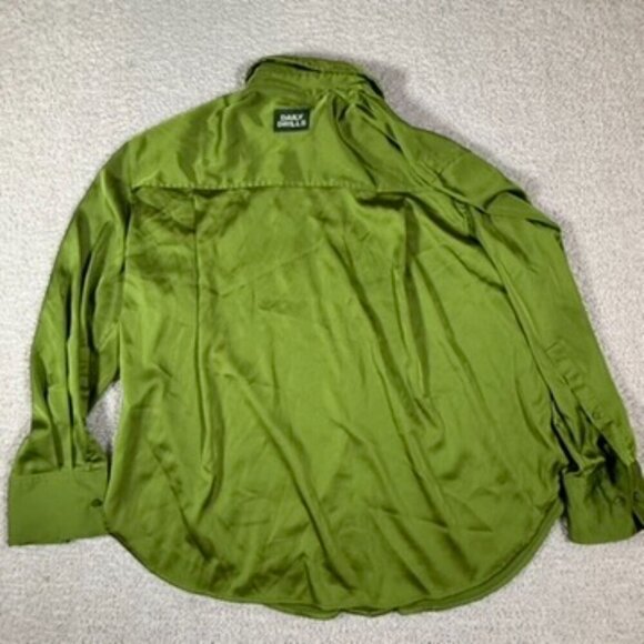 Dailly Drills Womens Silky Satin Button Down Sz XS/S Relaxed Fit Resortwear NWOT - Picture 5 of 13